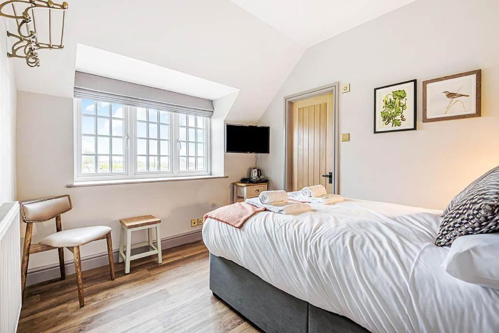 Charlcombe Inn Kelston Eksteriør billede